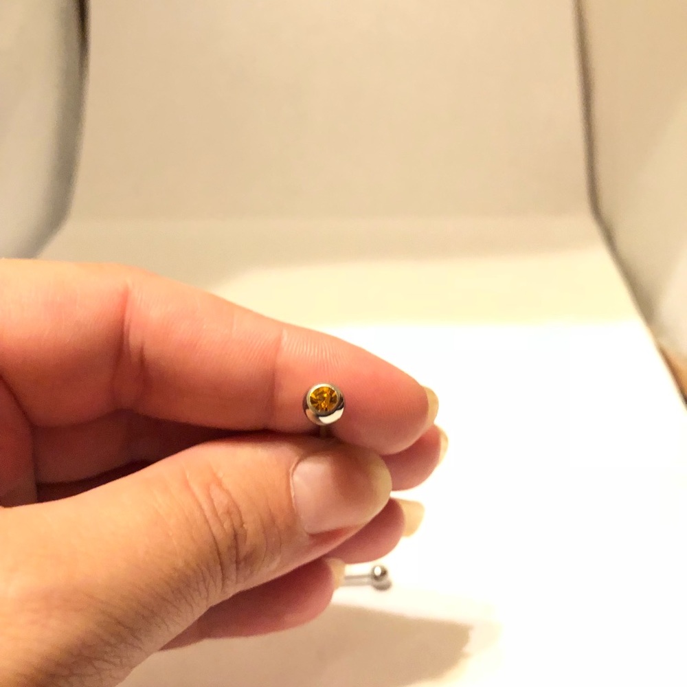 Tongue ring Topaz color